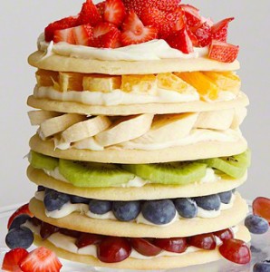 rainbow-fruit-pizza-cake-600x340